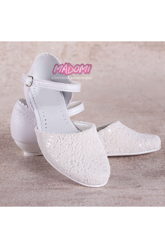 Eleganckie buty komunijne dla dziewczynki OM167